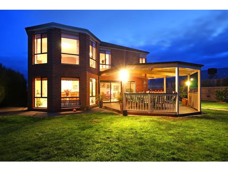 11 Meridian Way, Mornington VIC 3931