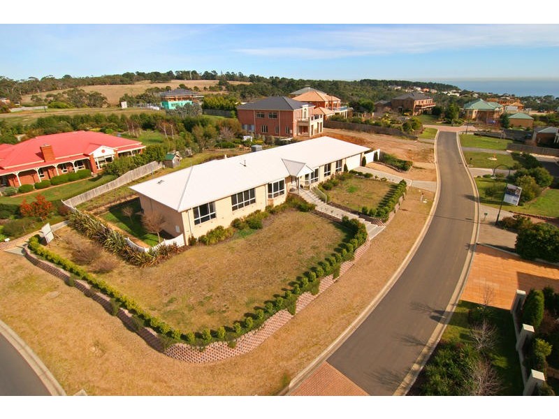 7 Hove Road, Mount Martha VIC 3934