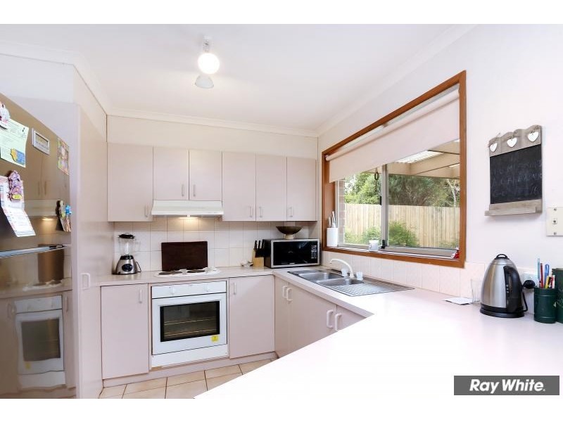 6 Flora Road, Mount Martha VIC 3934