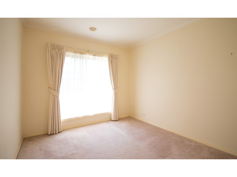 1/32 Alameda Avenue, Mornington VIC 3931