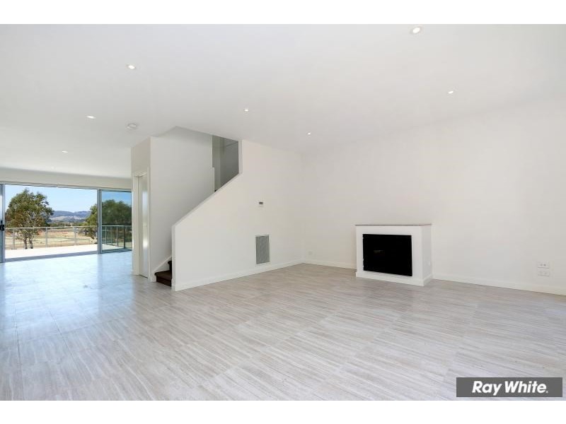 19 Spinnaker Terrace, Safety Beach VIC 3936