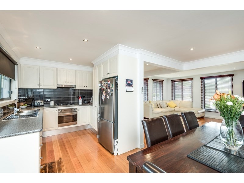 12 Ninevah Crescent, Wheelers Hill VIC 3150