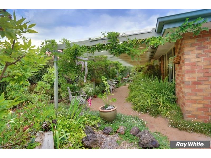 3 Botany Walk, Mornington VIC 3931