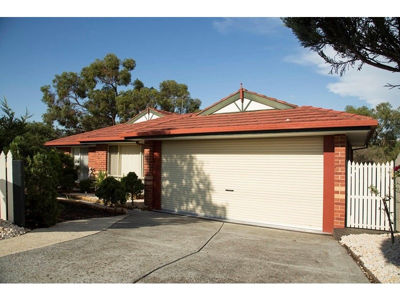 35 Lexton Drive, Langwarrin VIC 3910