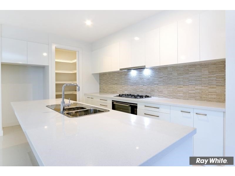 4/32 Ruth Road, Mornington VIC 3931