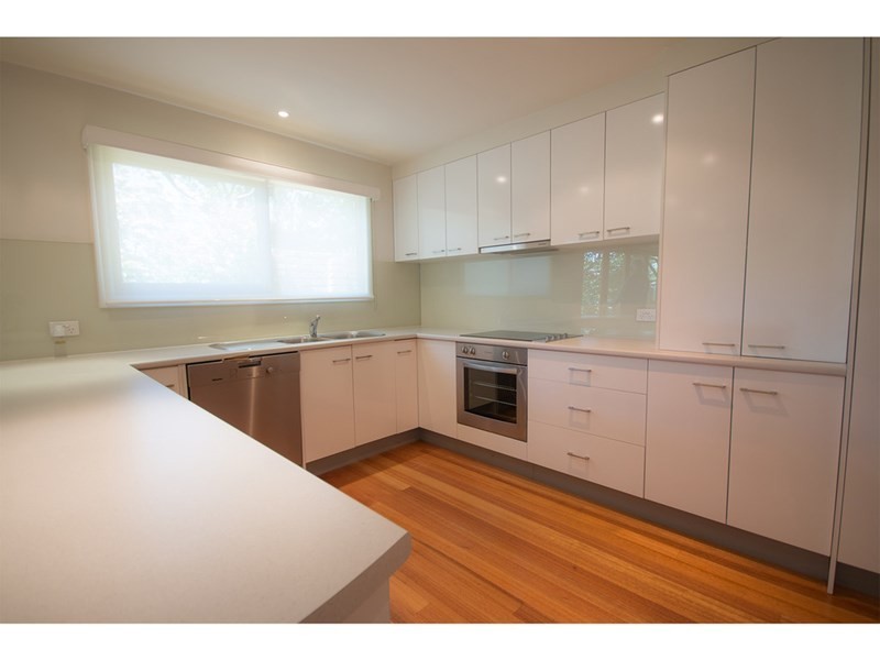 17 Hinkler Street, Mount Martha VIC 3934