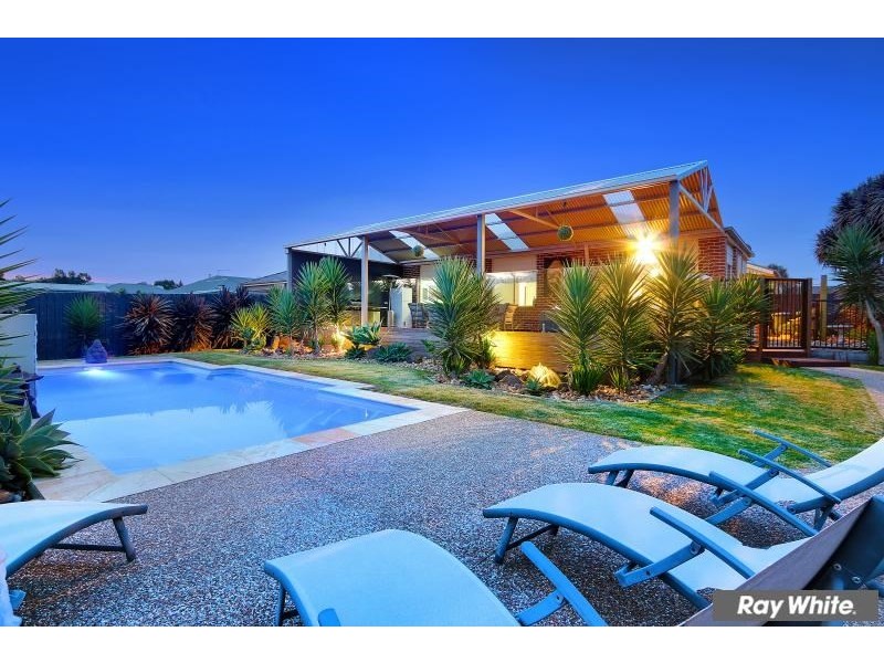 24 Veda Avenue, Mount Martha VIC 3934