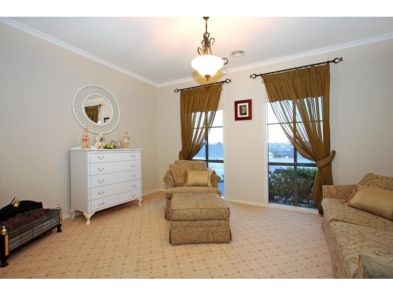 2 Olga Place, Mount Martha VIC 3934