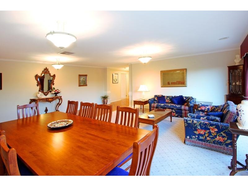 2 Olga Place, Mount Martha VIC 3934