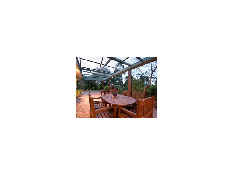 9 Mather Street, Mount Eliza VIC 3930