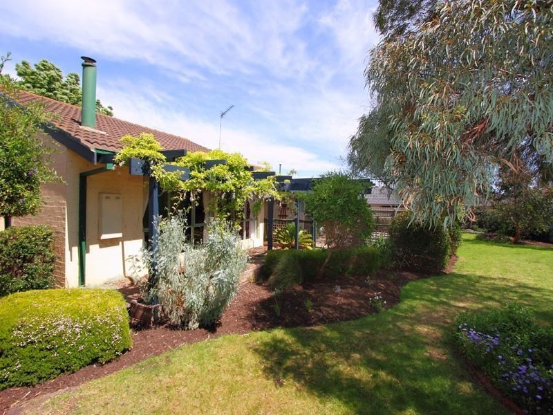 6 Lisa Britt Court, Mount Martha VIC 3934