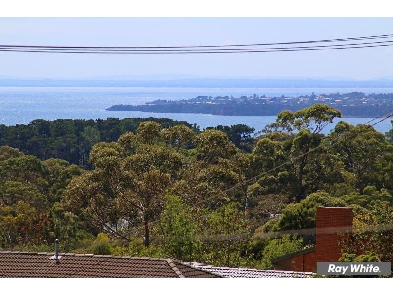 8 Jackson Street, Mount Martha VIC 3934