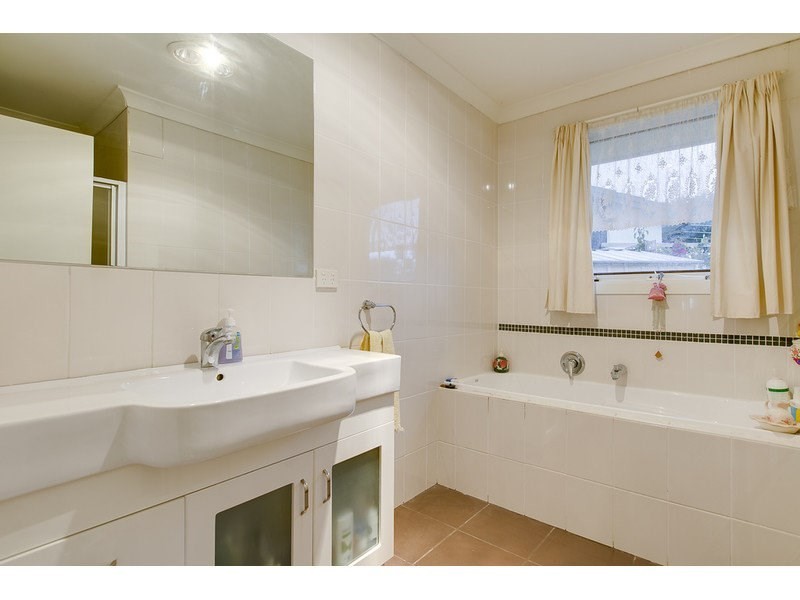 30 Narambi Road, Mornington VIC 3931