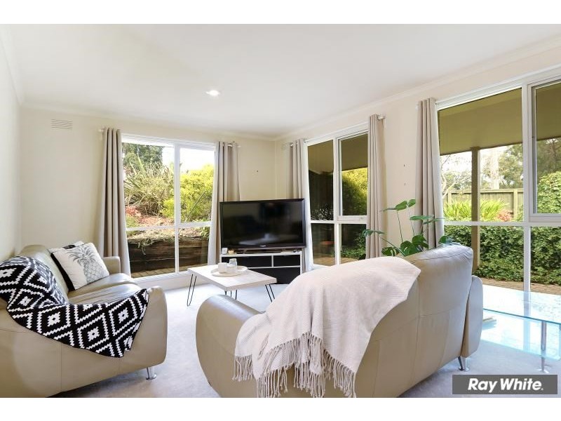 29 Mountain View Road, Mount Eliza VIC 3930
