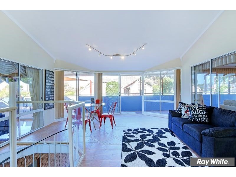 12 Jacaranda Crescent, Mornington VIC 3931