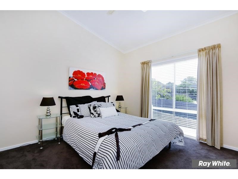 12 Jacaranda Crescent, Mornington VIC 3931