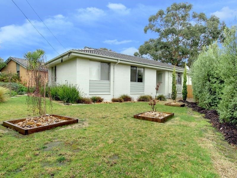 2 Narambi Crescent, Mornington VIC 3931