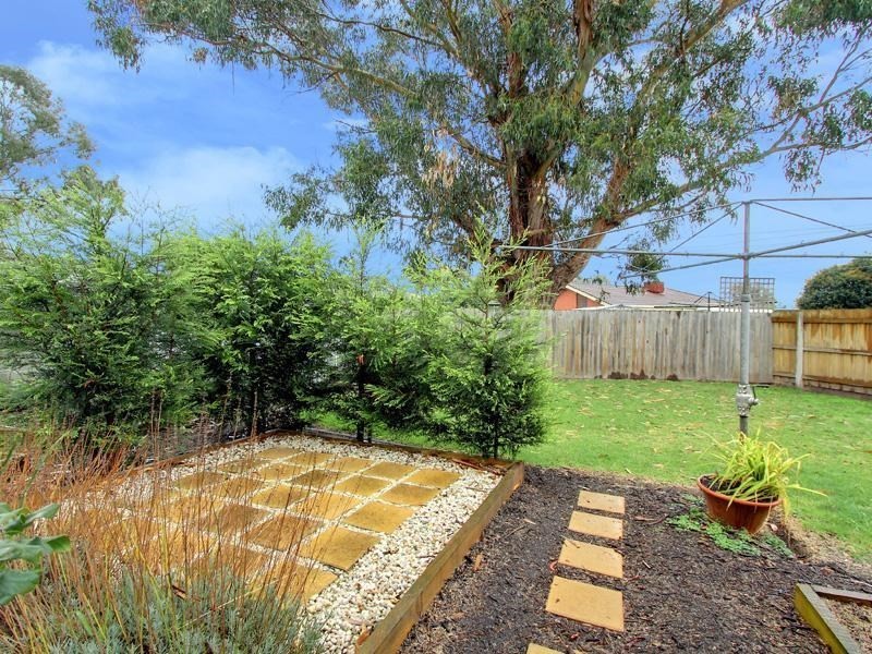 2 Narambi Crescent, Mornington VIC 3931