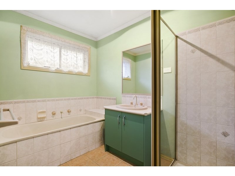 37 Bay Rise Drive, Mornington VIC 3931