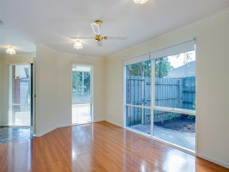 6 Clairmont Close, Somerville VIC 3912