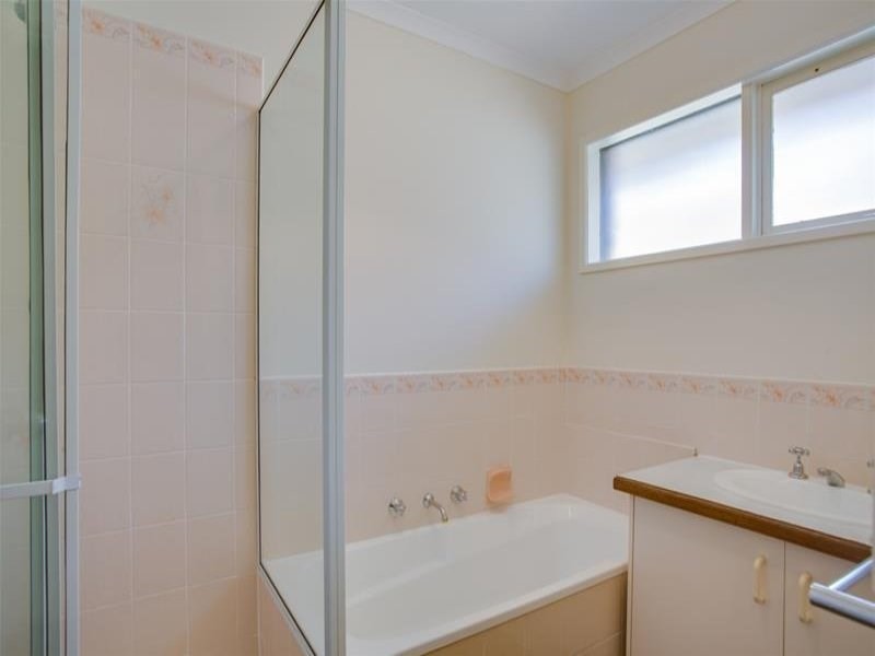 6 Clairmont Close, Somerville VIC 3912