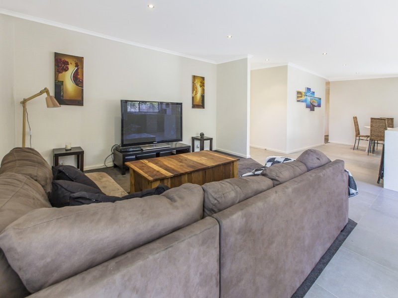 27 Exford Drive, Mornington VIC 3931