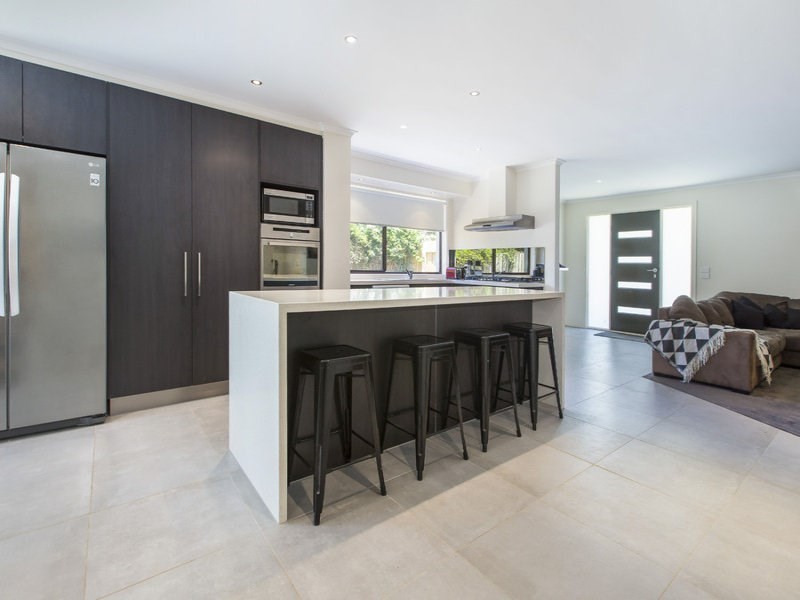 27 Exford Drive, Mornington VIC 3931