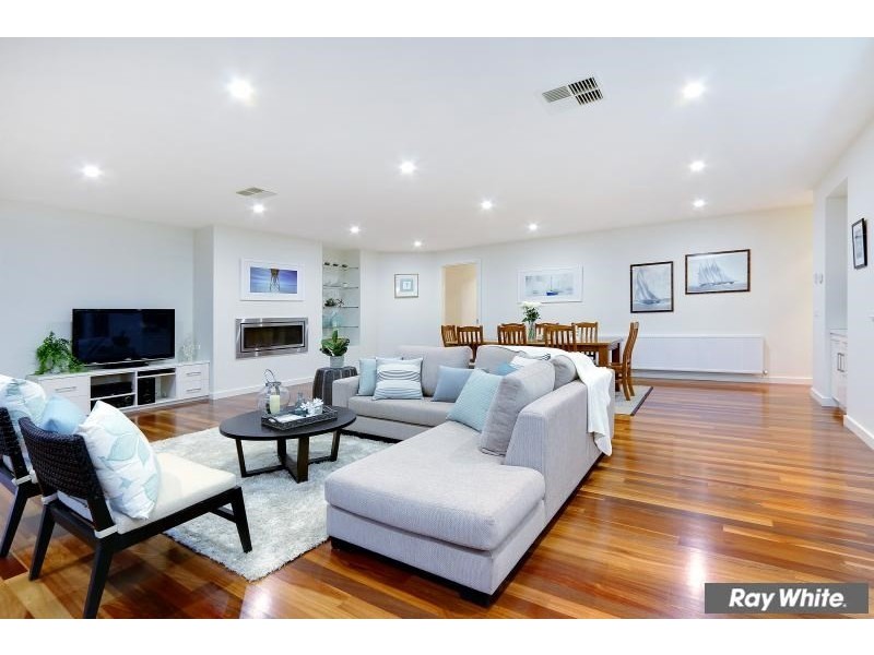 74 Balcombe Drive, Mount Martha VIC 3934