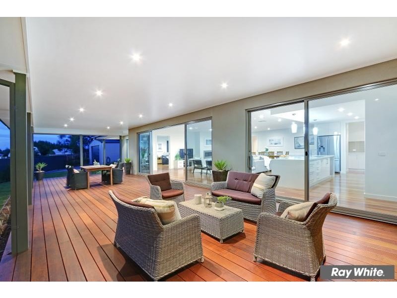 74 Balcombe Drive, Mount Martha VIC 3934