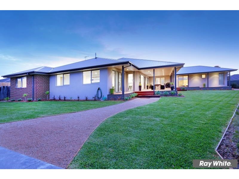 74 Balcombe Drive, Mount Martha VIC 3934