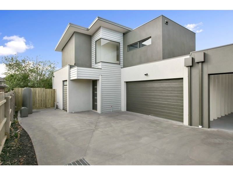 4/51 Van Ness Avenue, Mornington VIC 3931