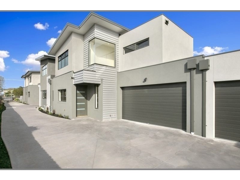 3/51 Van Ness Avenue, Mornington VIC 3931