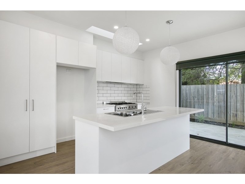 3/51 Van Ness Avenue, Mornington VIC 3931