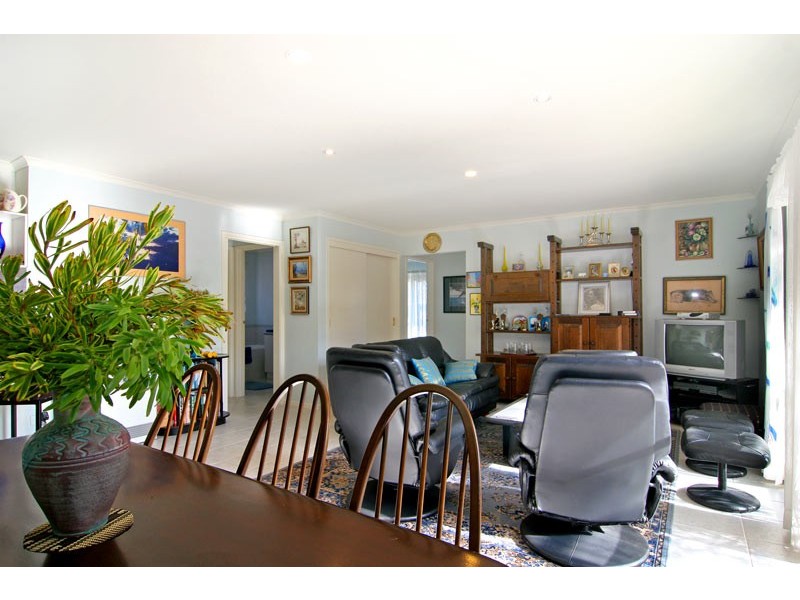 16 Palm Tree Court, Safety Beach VIC 3936