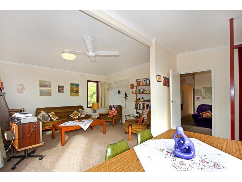 16 Barrow Street, Mount Martha VIC 3934