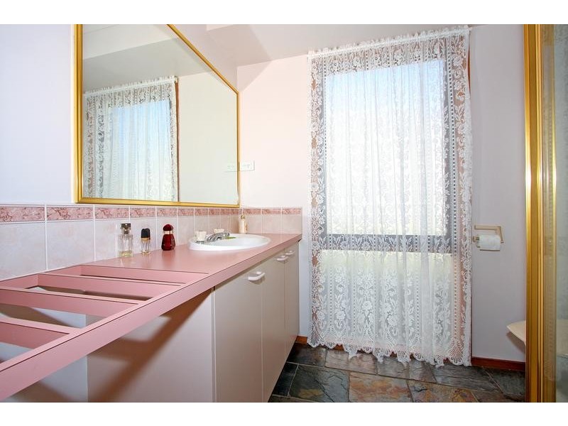 4 Ginnie Court, Mornington VIC 3931