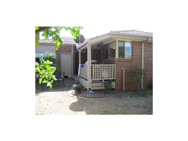 2/33 Hakea Drive, Mount Martha VIC 3934