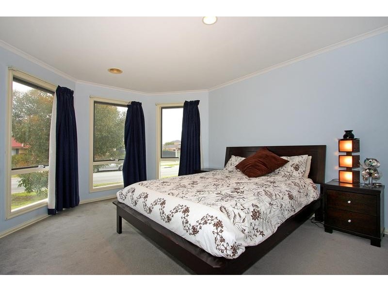 44 Parkside Crescent, Mornington VIC 3931