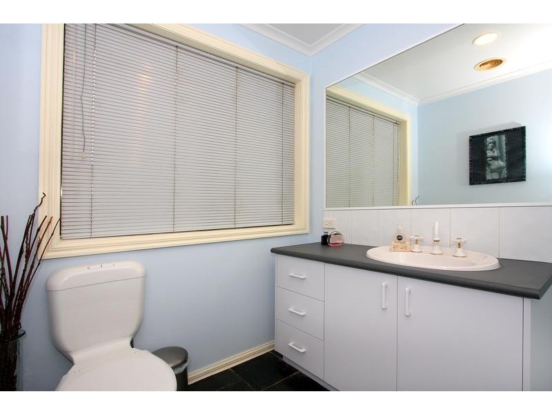 44 Parkside Crescent, Mornington VIC 3931