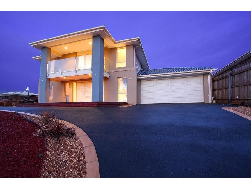 9 Reflections Way, Mornington VIC 3931