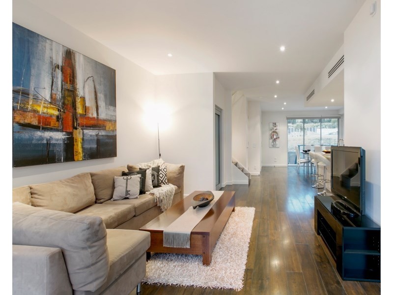 4 Spinnaker Terrace, Safety Beach VIC 3936