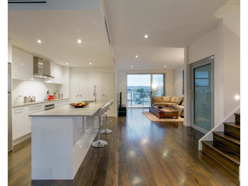 4 Spinnaker Terrace, Safety Beach VIC 3936