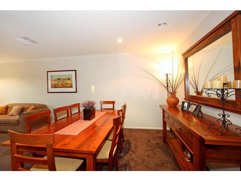 111 St Mitchells Circuit, Mornington VIC 3931