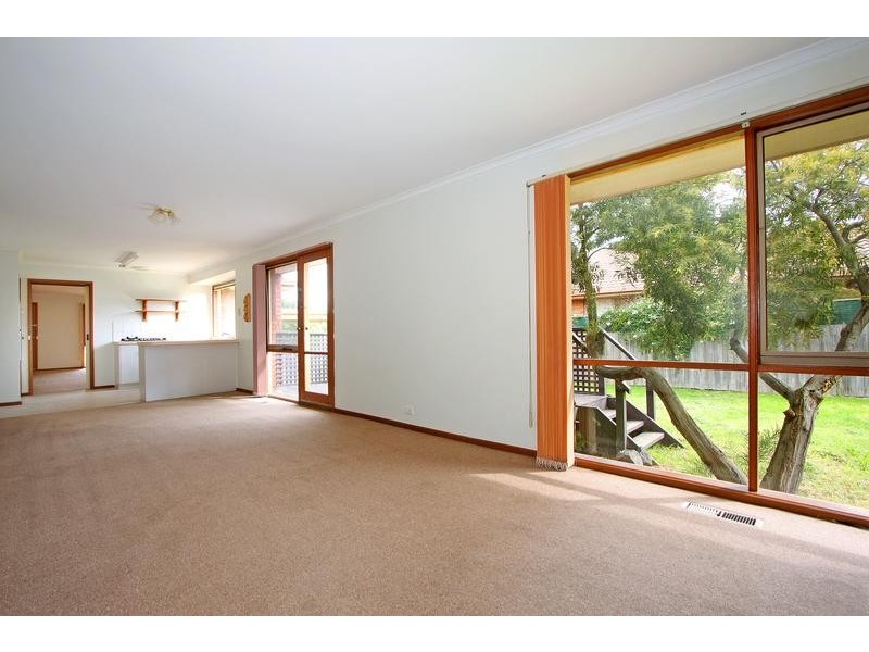 11 Hakea Drive, Mount Martha VIC 3934