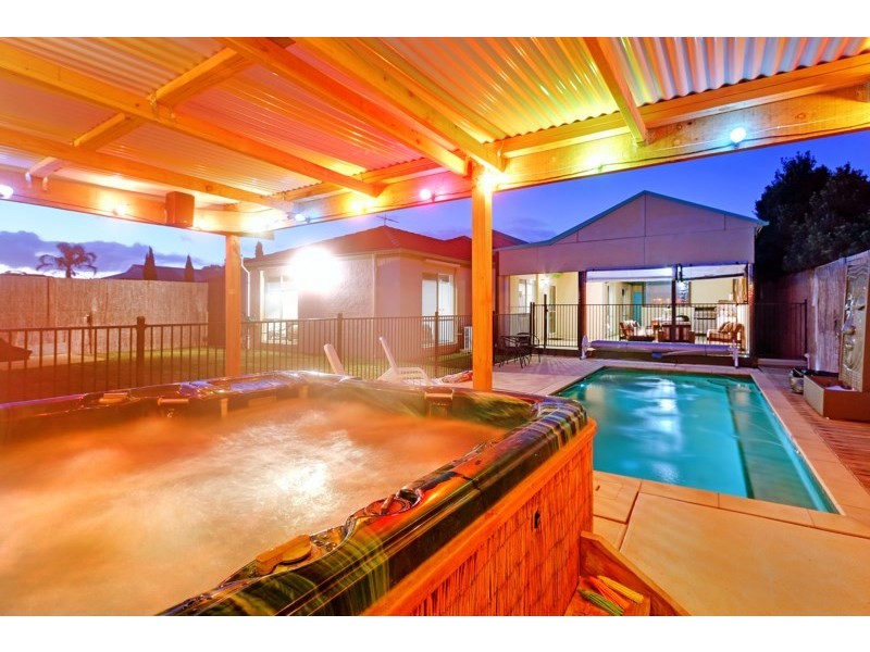 49 Bowman Drive, Mornington VIC 3931