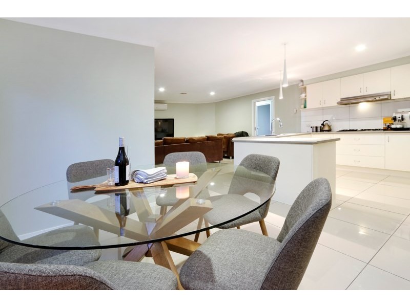 49 Bowman Drive, Mornington VIC 3931