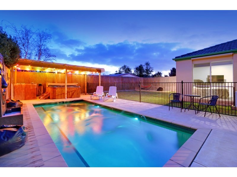 49 Bowman Drive, Mornington VIC 3931