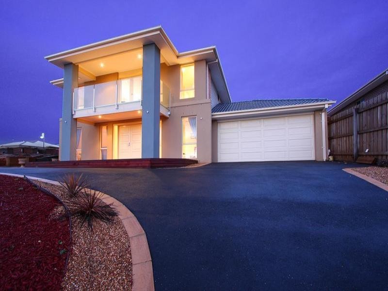 9 Reflections Way, Mornington VIC 3931