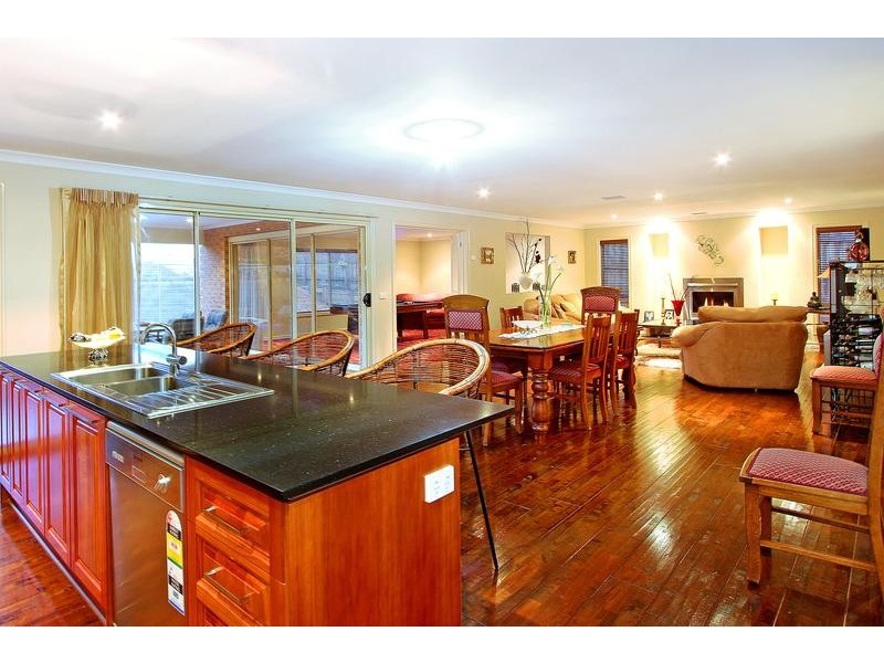 9 Reflections Way, Mornington VIC 3931