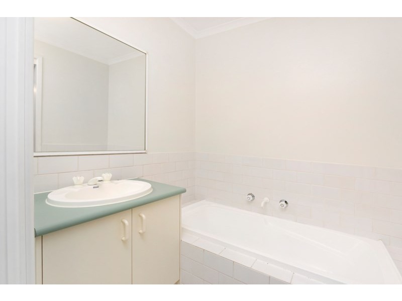 1 Erica Court, Mount Martha VIC 3934